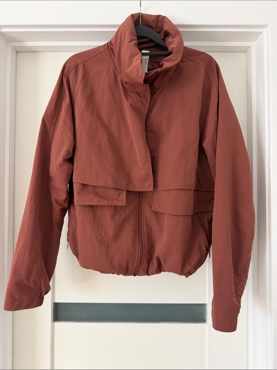 lululemon athletica Jackets & Blazers - lululemon athletica always effortless cropped rain jacket with hood